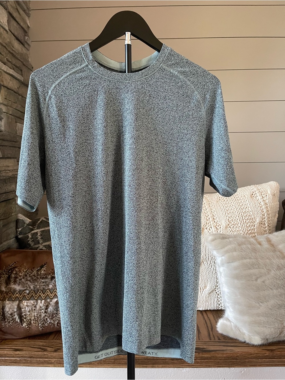 Lululemon Heathered Sage Green Performance Short Sleeve Tee Size Medium